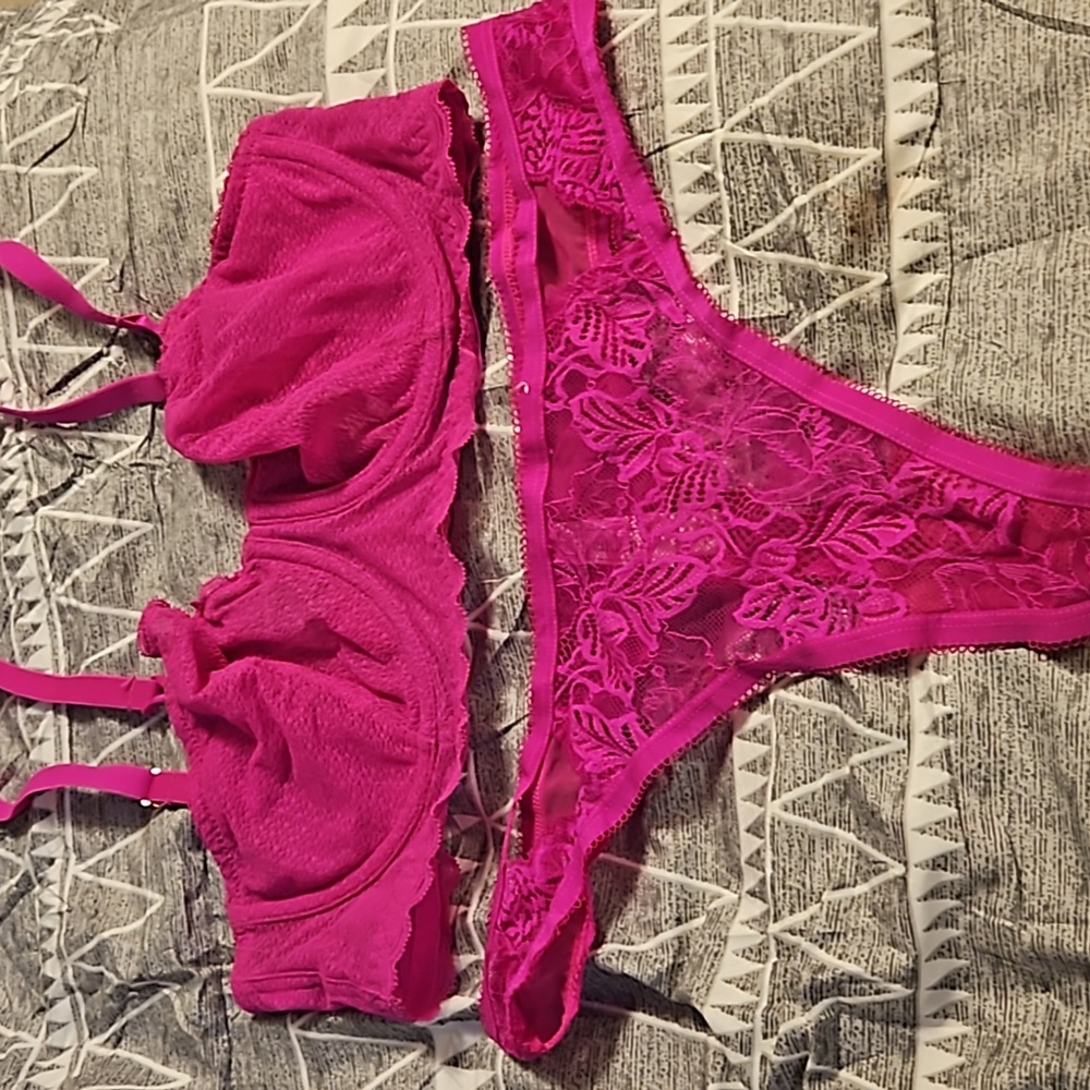Lingerie Set - image 1